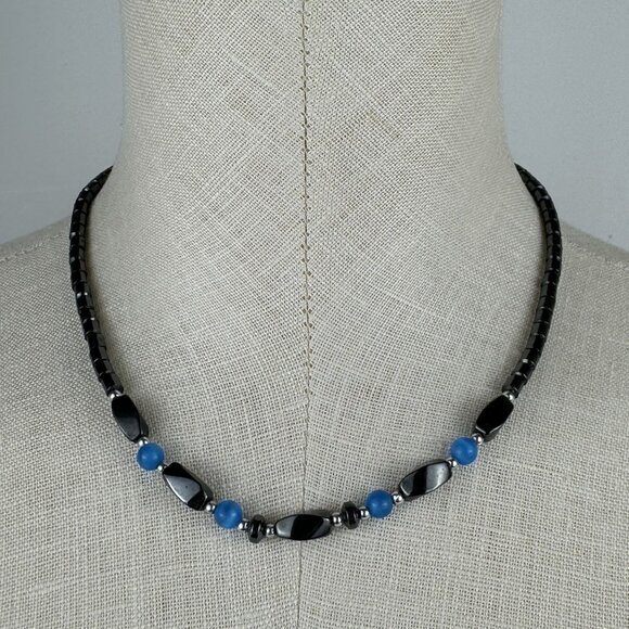 Hematite and Blue Beaded Necklace With Barrel Clasp Unisex 18 Inches Long - Picture 1 of 9
